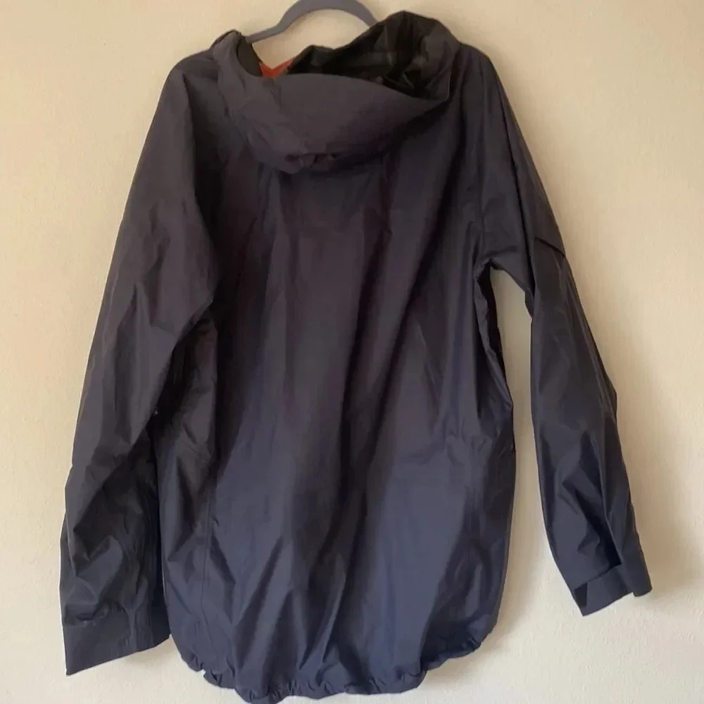Burton sz L navy living lining jacket hooded, great pre owned condition zip